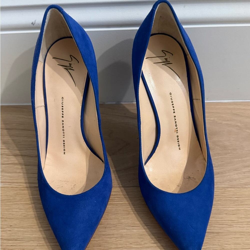 Giuseppe Zanotti Blue Suede Pointed Toe Pumps EU 39 - Picture 3 of 6